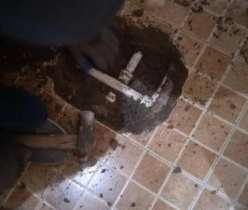 汾阳卫生间漏水维修公司为您分享下卫生间渗水如何处理及注意事项